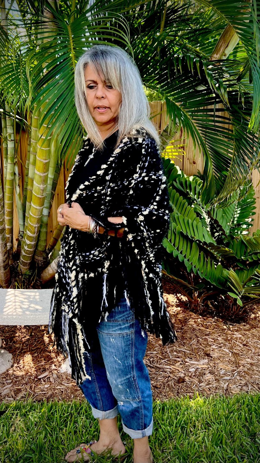 The Noir Shawl